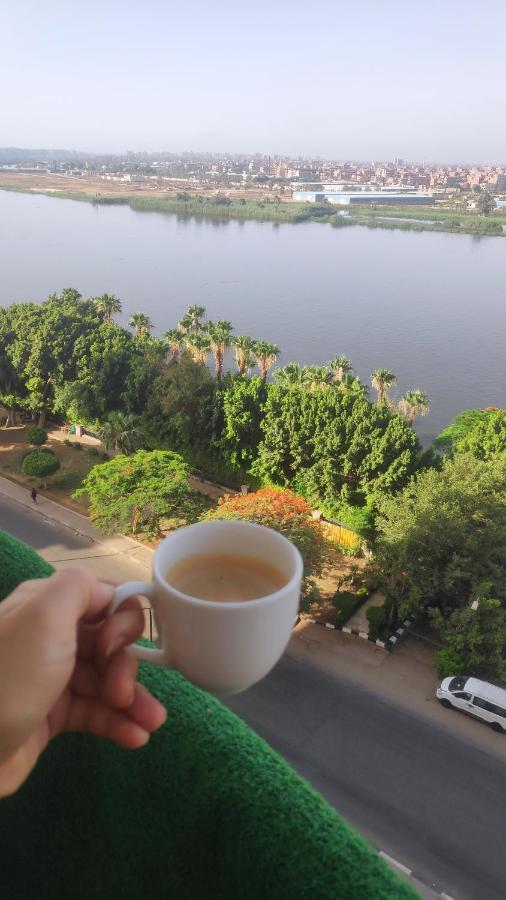 Nile Pyramidal View Apartment Kairo Eksteriør billede
